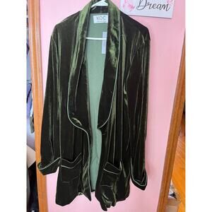 KOC Collection Green Velvet Loungewear Set 4-Piece